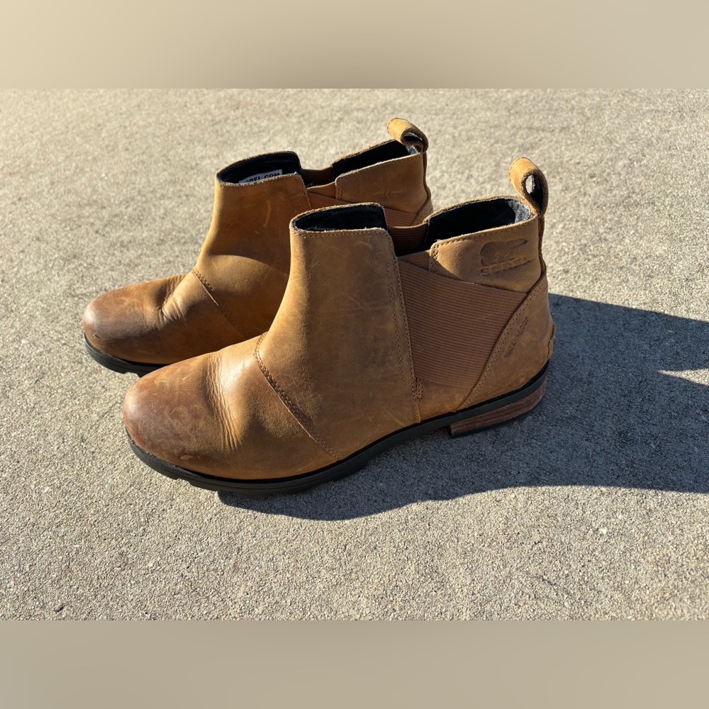 Sorel Chelsea Boots